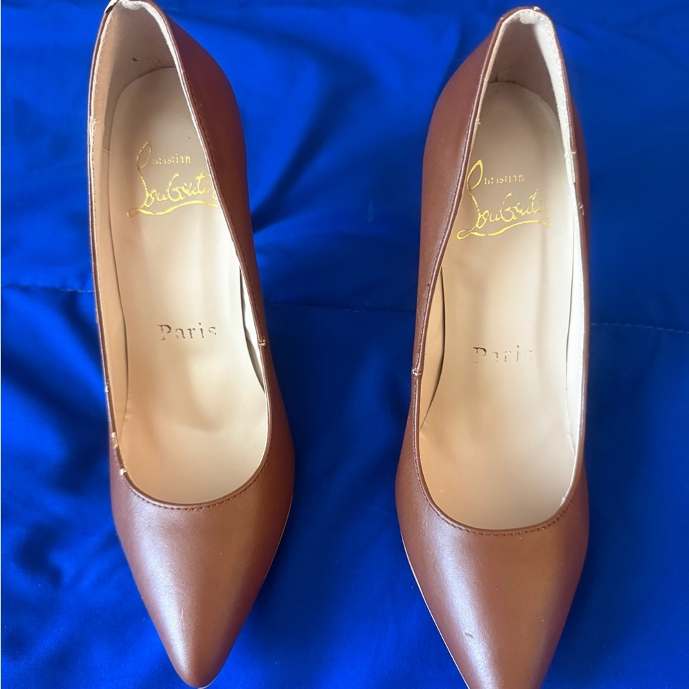 Christian Louboutin Brown Heels with Signature Red Soles - Picture 7 of 13